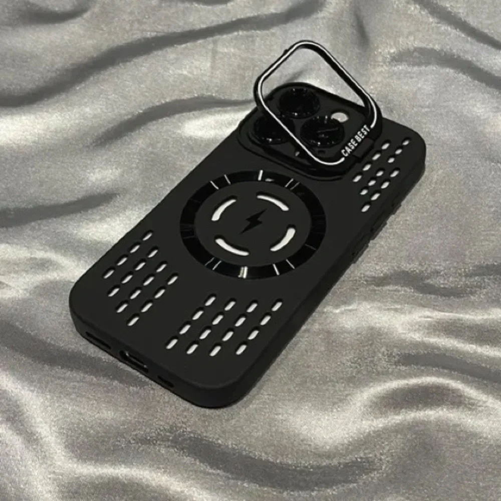 Black iPhone 15 plus Case with Grip